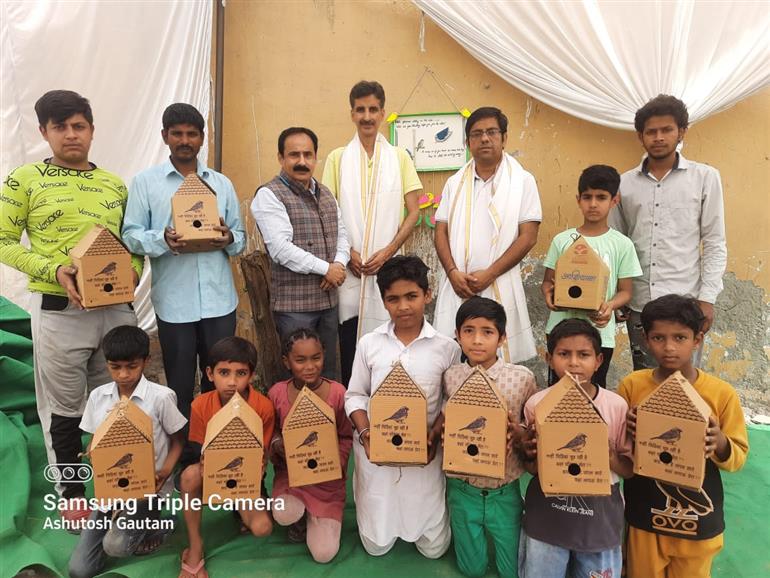 Take a pledge to protect all birds, animals: Batra Take a pledge to protect all birds, animals: Batra