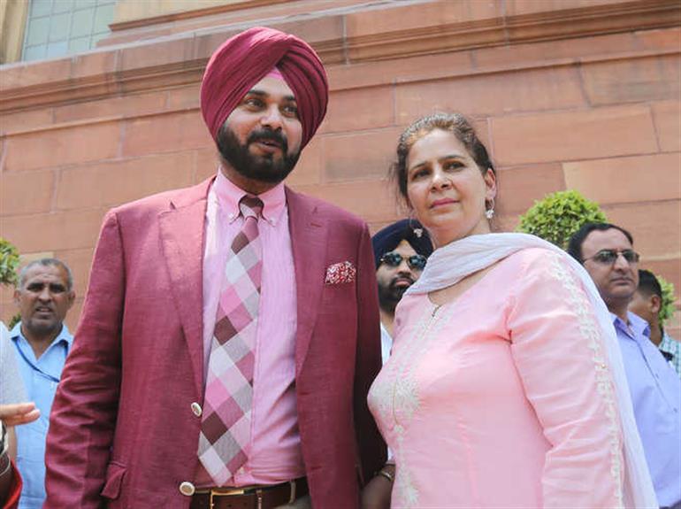 Navjot Singh Sidhu's wife diagnosed with stage 2 invasive cancer; Raja Warring says 'praying for