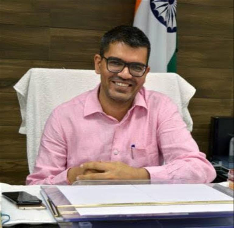 DEO issues contact numbers of all observers