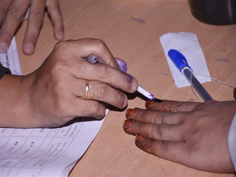 Telangana Assembly Polls: 51.89 pc voter turnout recorded till 3 pm