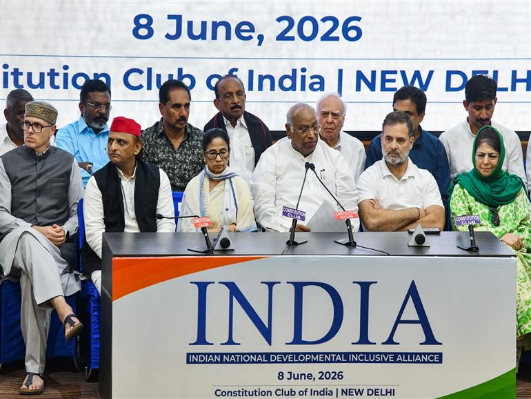 SIR begins in five states; Oppn relishes 'unity' as DMK, AAP sign INDIA bloc letter to CJI, BJP says 
