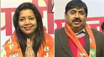 Mulayam's brotherin-law, Congress poster girl join BJP