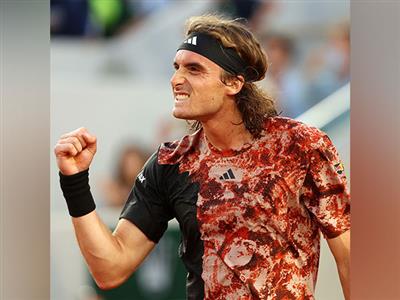 French Open: Stefanos Tsitsipas downs Sebastian Ofner to set Carlos Alcaraz showdown in QFs