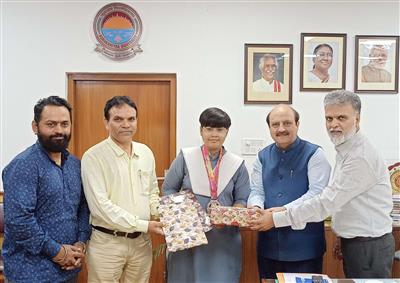KU VC Honours Rising Sports Star, Calls for Greater Encouragement of Girls in Sports