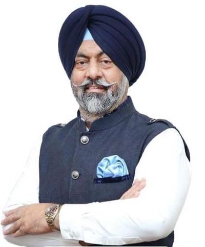 Historic announcement of free education for children of amritdhari sikh families