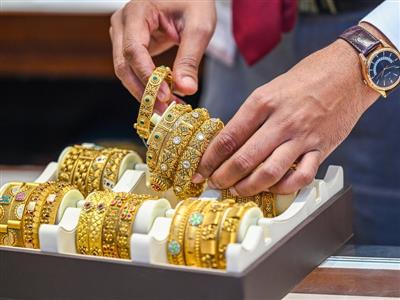 Precious metals’ prices dip over dollar gains
