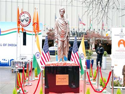 US: Life-sized statue of Swami Vivekananda unveiled in Seattle