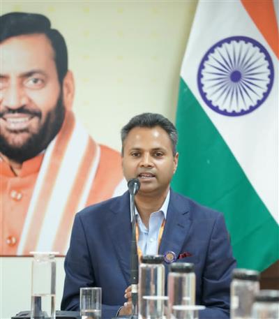 Last Day of Self-Enumeration Today; Actual House Listing and Census Operations to Commence from 1 May