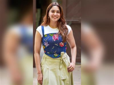 Sharvari pens 'love letter' to ‘Main Vaapas Aaunga’ crew: Every emotion exists because an entire team showed up