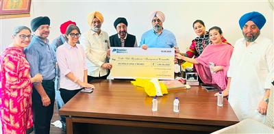 Saluja family donates ₹1 crore to DSGMC