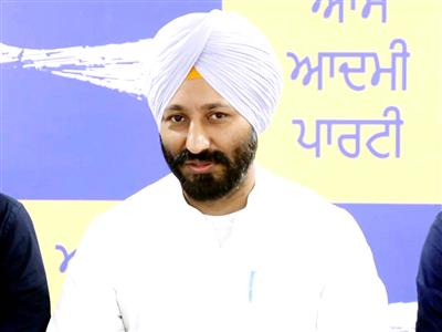 PU elections: AAP MLA Sukhanand alleges irregularities in ABVP candidate Ankita Bhidhan's nomination, warns of HC move