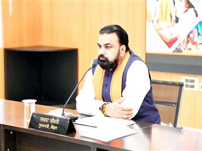 Bihar CM reviews 'Bihar Gati' projects; directs launch of Gaya IMC by mid-October