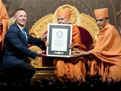 13-volume biography of late BAPS president Pramukh Swami Maharaj sets Guinness World Record