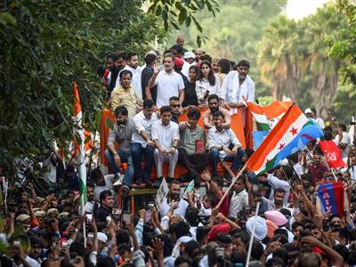 Delhi Police registers multiple FIRs over Opposition protest, cites barricade breaking