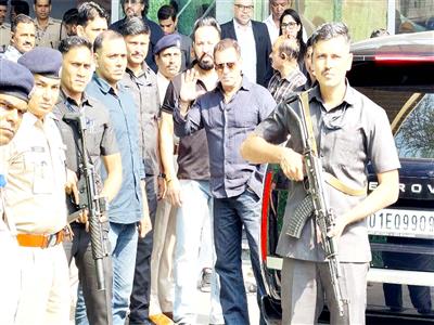 Salman Khan spotted at Mumbai’s Kalina airport amid heightened security